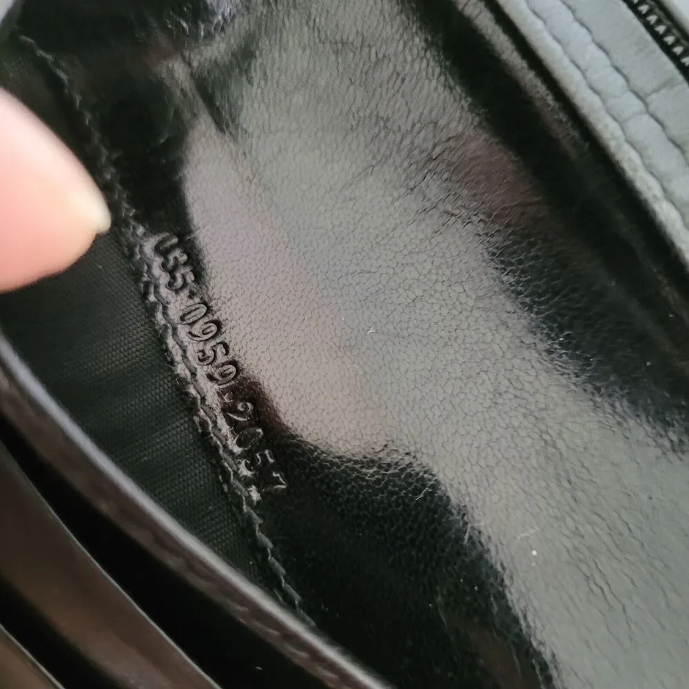 GUCCI Turnlock Leather Card Bill Wallet‎ Medium Monogram Tifold Black Unisex